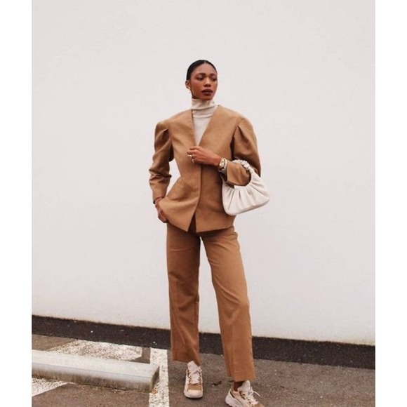 JW PEI Cream Crossbody Bag - Picture 7 of 10